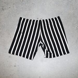 Black White Stripe Biker Shorts Summer Casual Workout Mini Shorts Size Medium‎